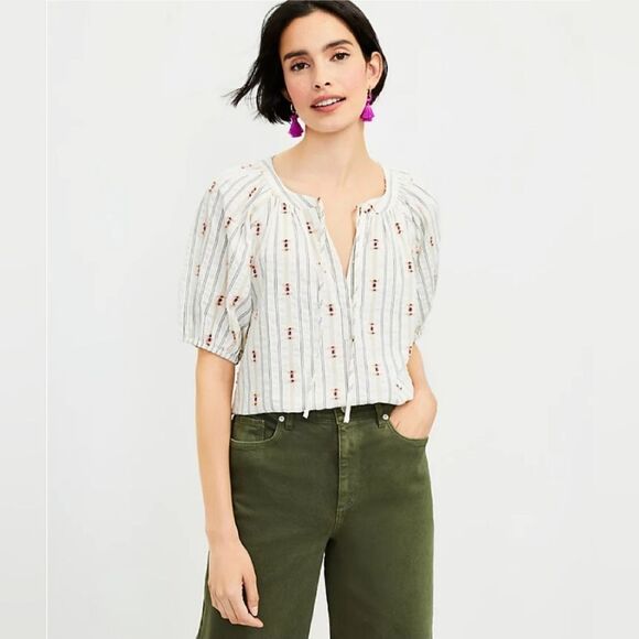 NEW! LOFT Clip Tie Neck Puff Sleeve Top XSP - Picture 4 of 5